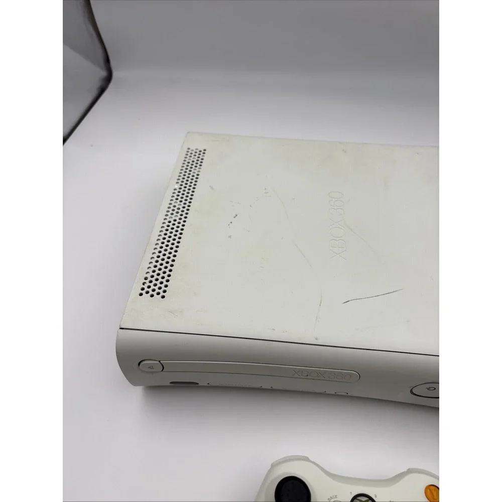 Microsoft Xbox 360 White Console Bundle Controller 16GB HDMI Tested Working
